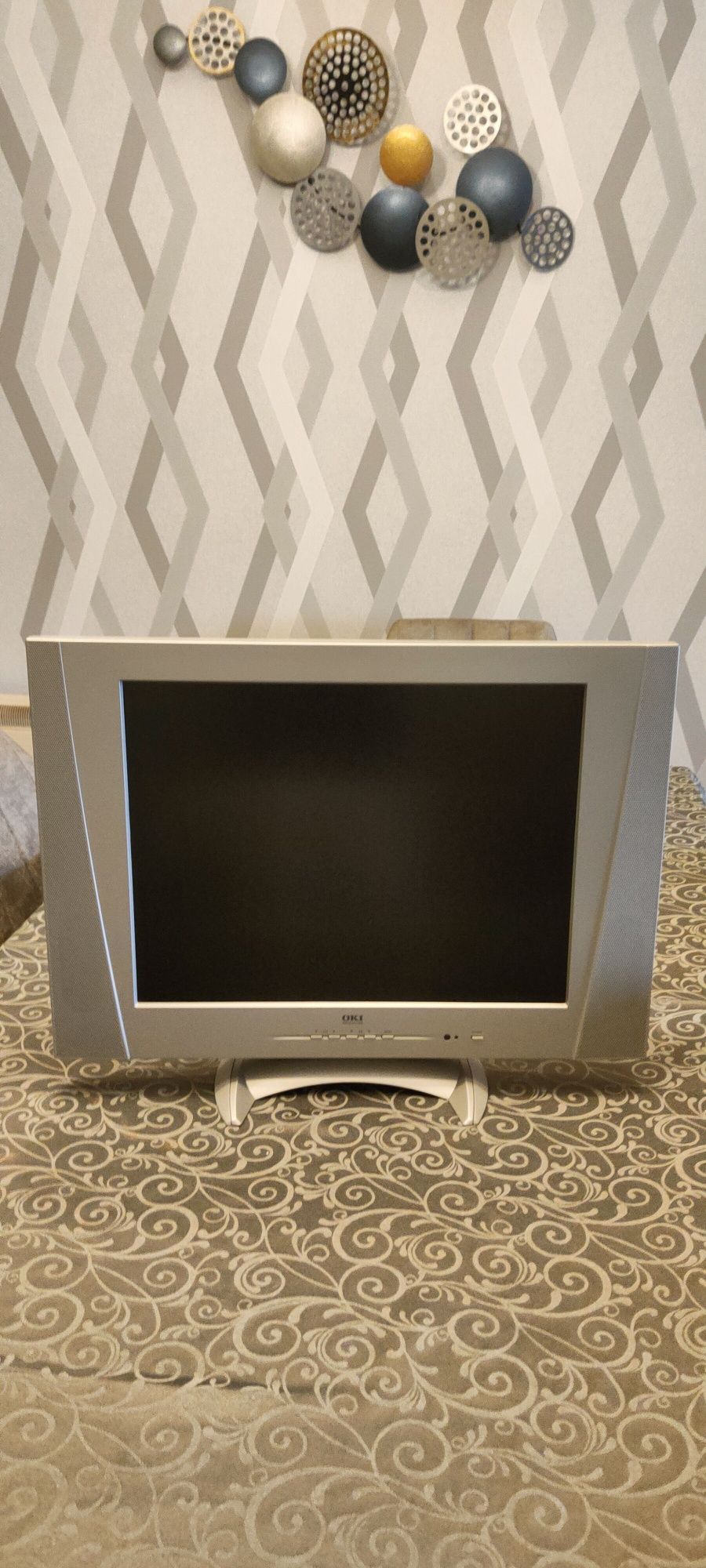 TV OKI 20" (Como Nova)