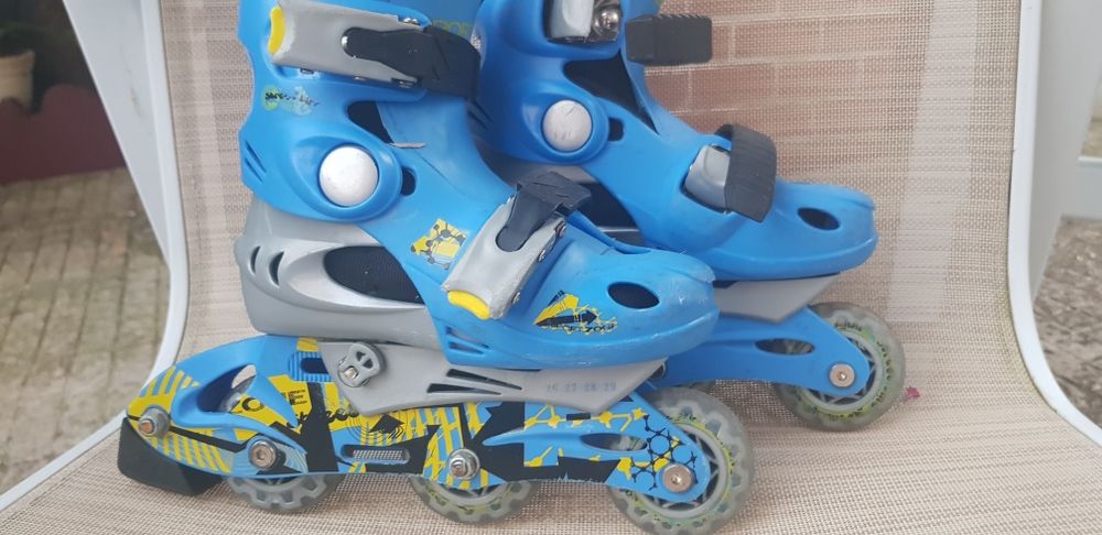 Patins de menino tamanho 26-29