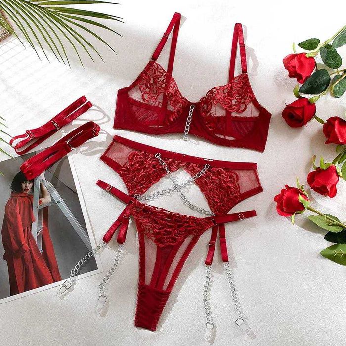 Комплект жіночої нижньої білизни