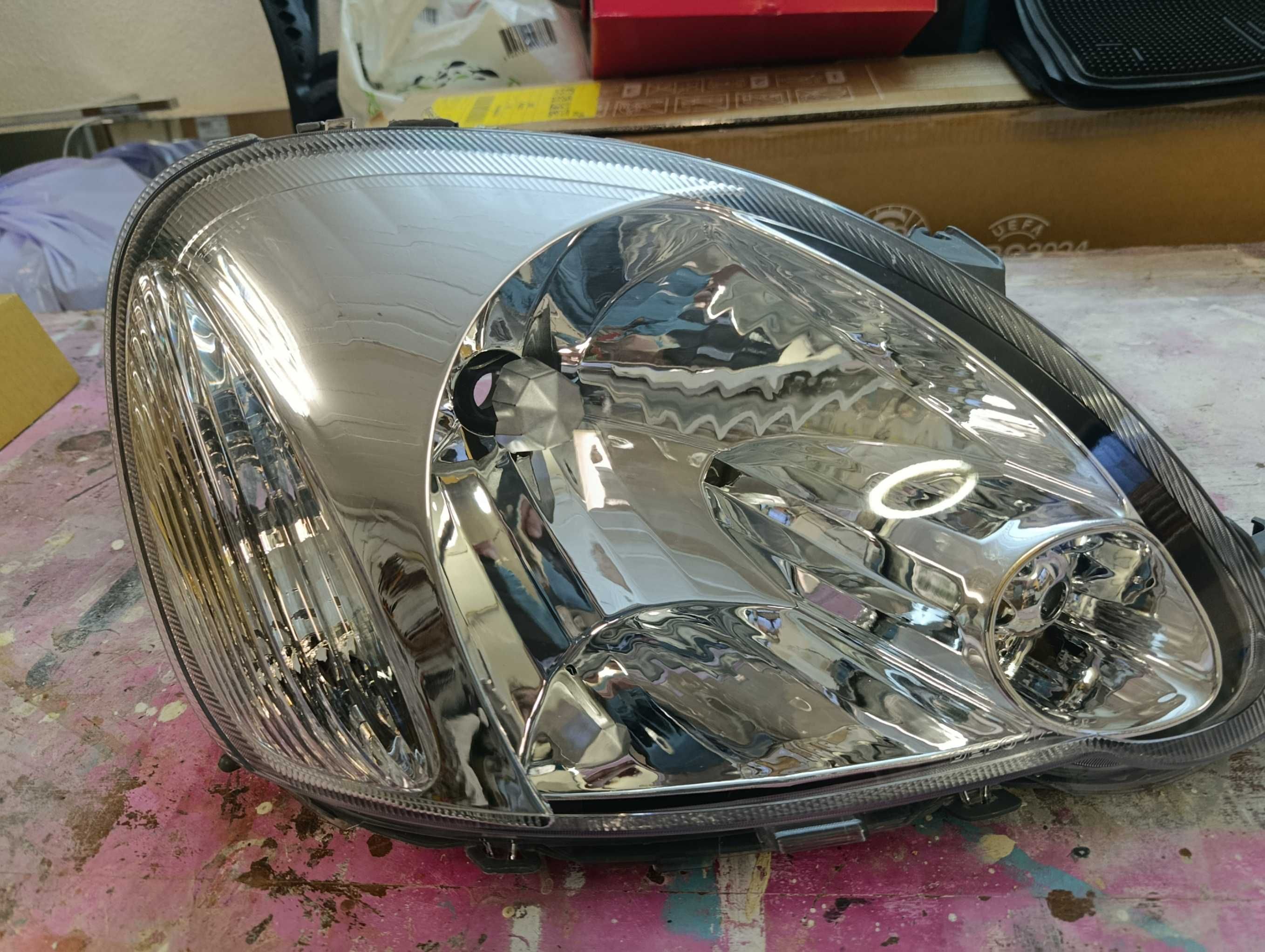 farol frontal direito toyota