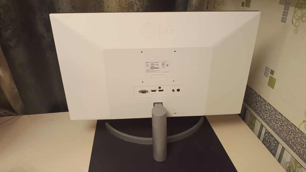 Монітор 27" LG 27ML600S