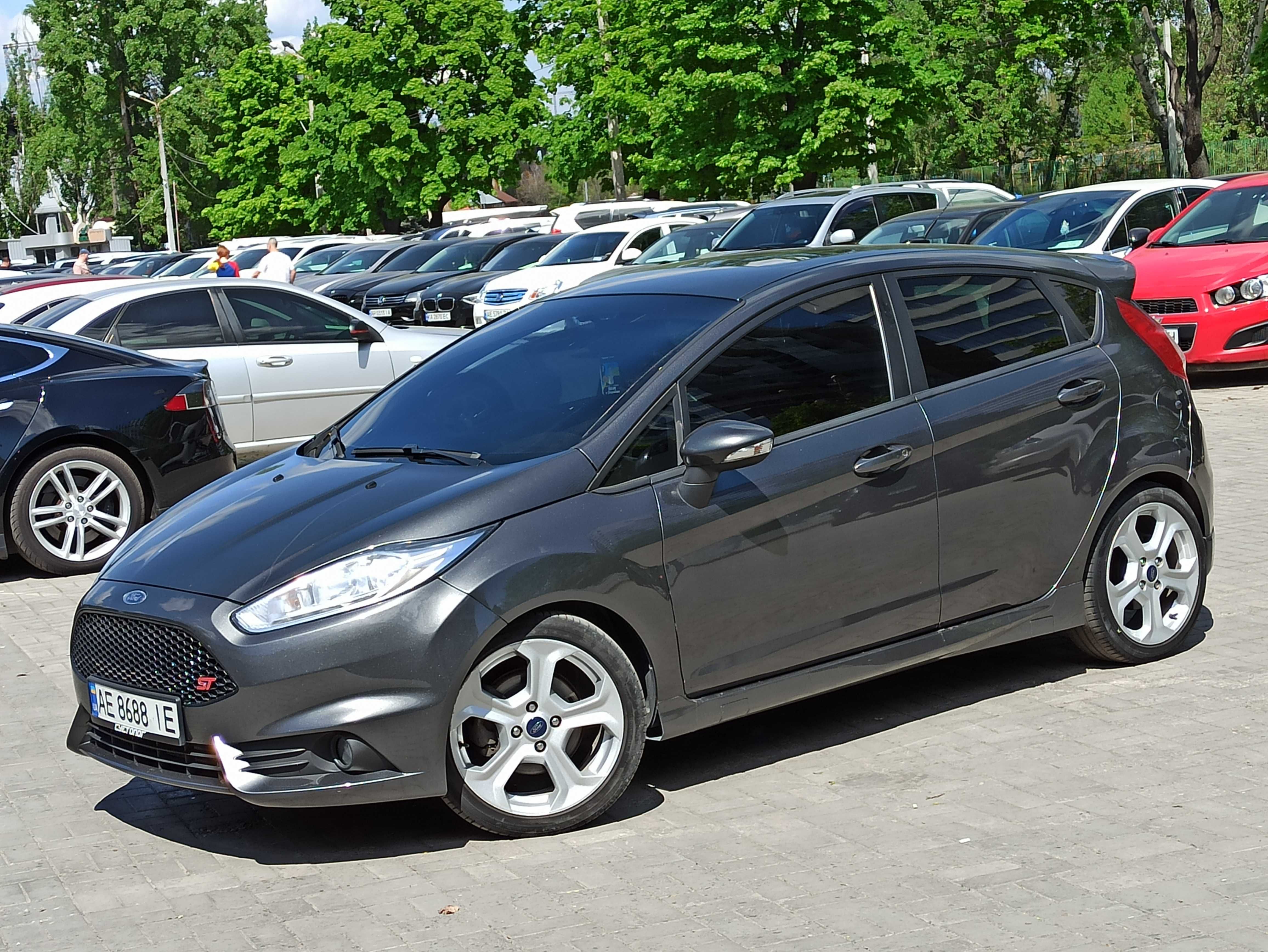 Ford Fiesta ST 2016 року