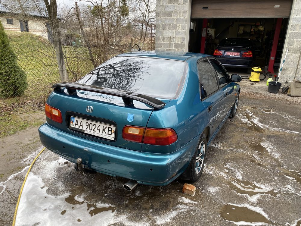 Honda Civic 5, EG двигун D15B2. Є усе на дане авто.
