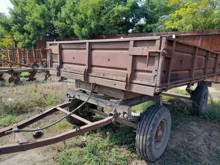 Прицеп 2ПТС-4 продам