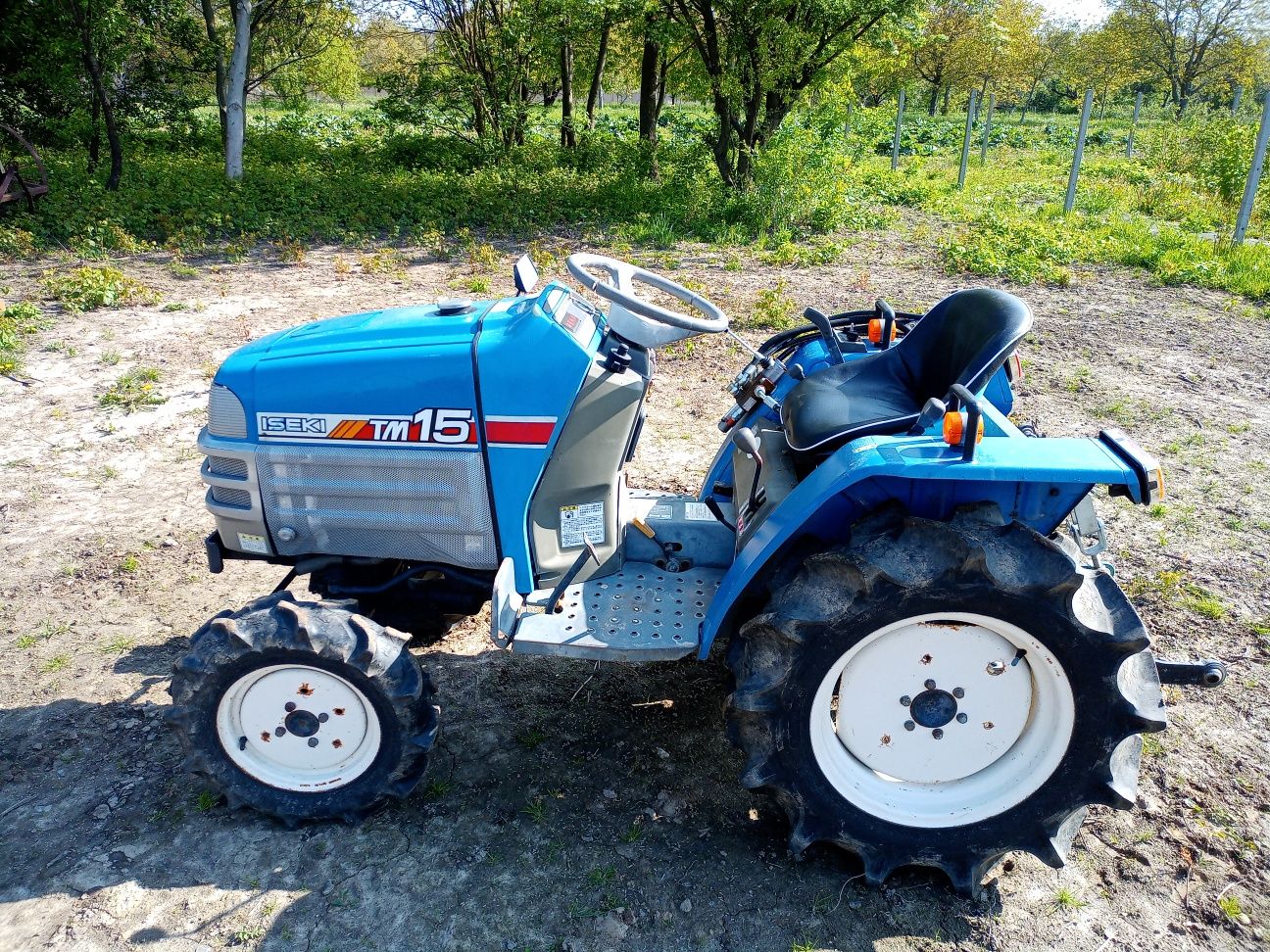 Mini traktorek Iseki TM15, nie Yanmar Kubota