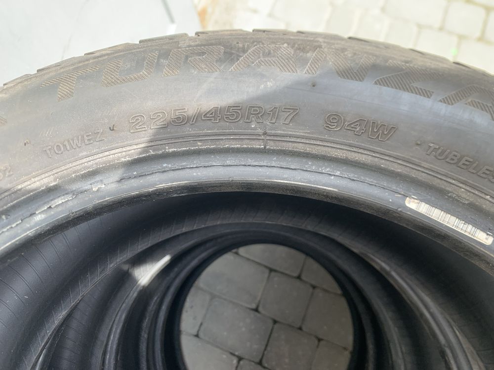 Шини Bridgestone