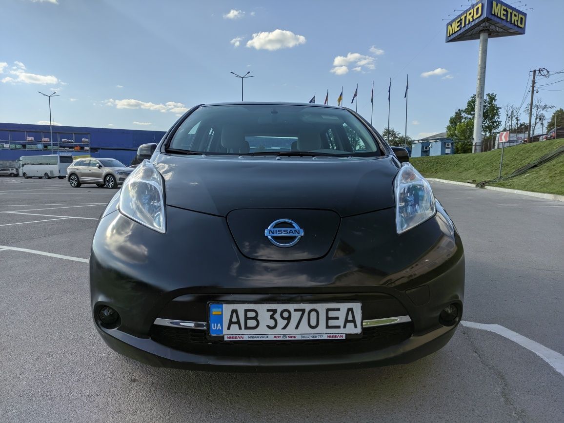 Автомобіль Nissan Leaf