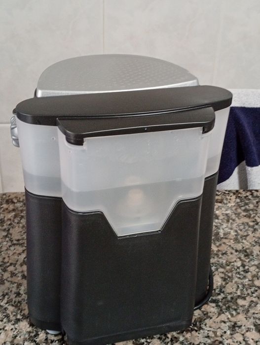 Máquina de café BECKEN TUH 606