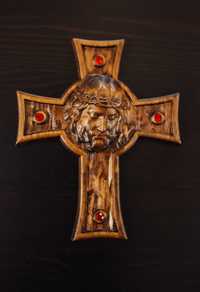 Drewniany krzyż 1, rzeżba .Płaskorzeźba