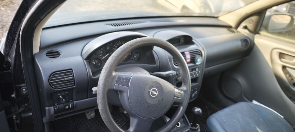 Opel corsa c 1.2 para peças ou reparação