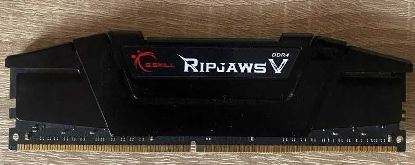 Продам комплект для збору пк (материнська плата, процесор, ОЗУ)