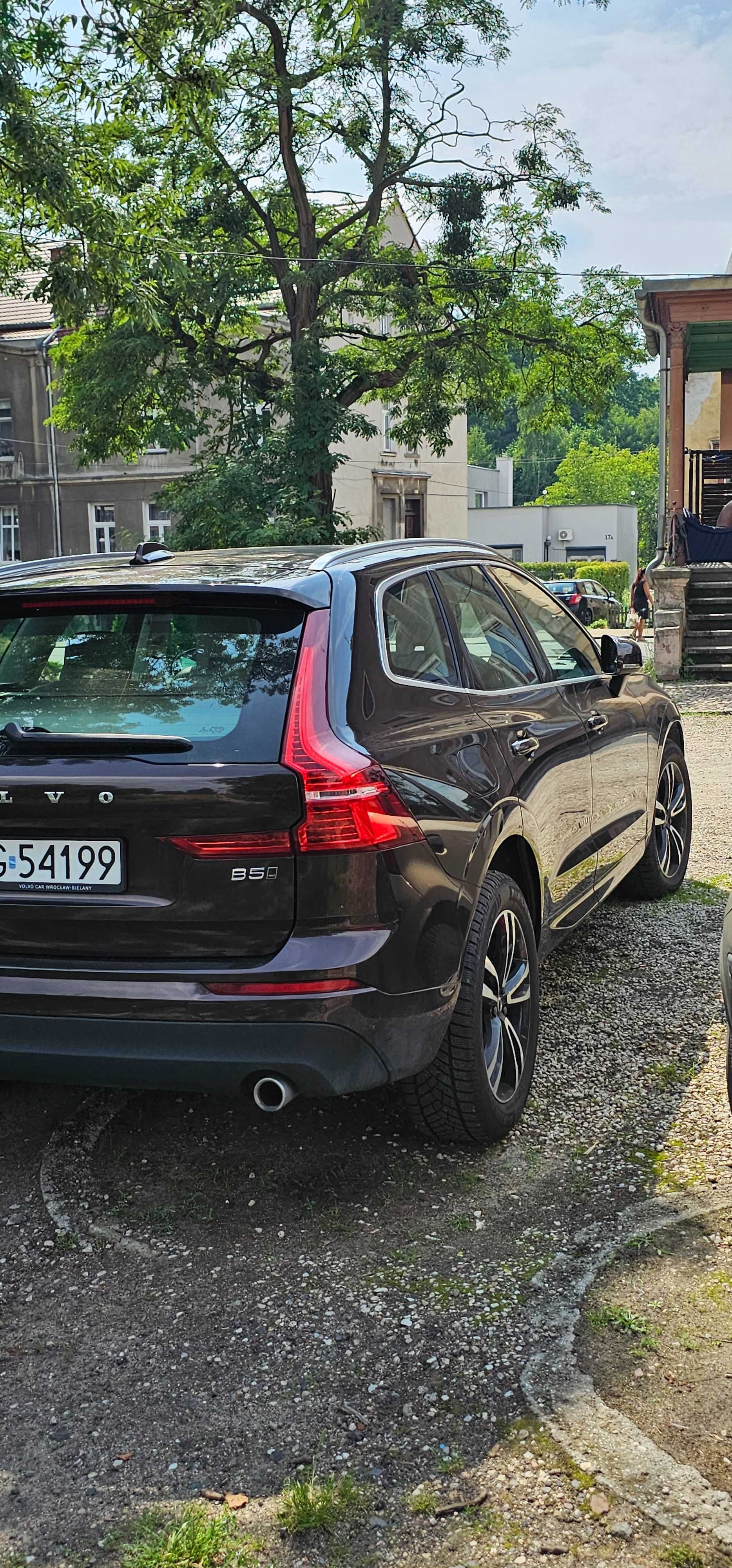 Samochód Volvo XC60 b5
