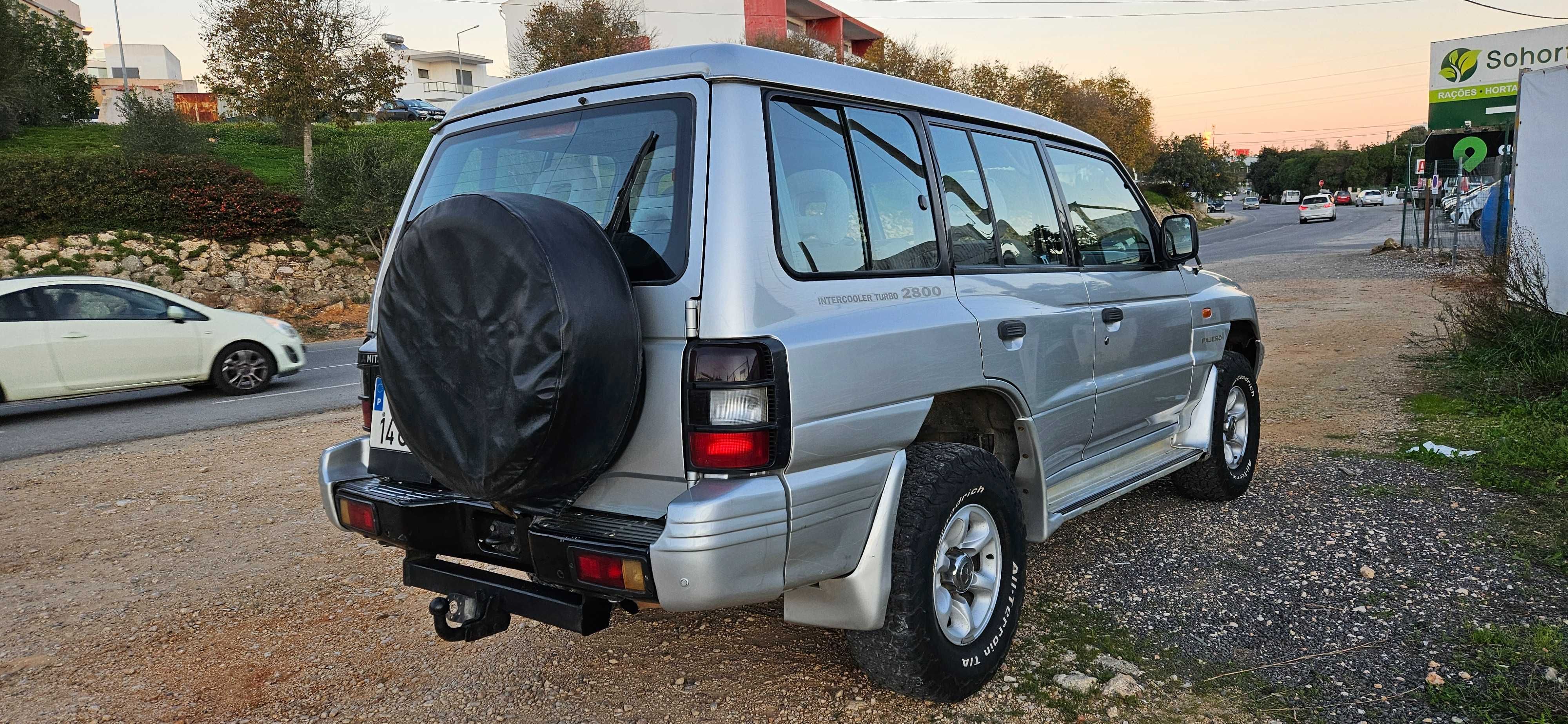 Mitsubishi Pajero 2800  abas largas