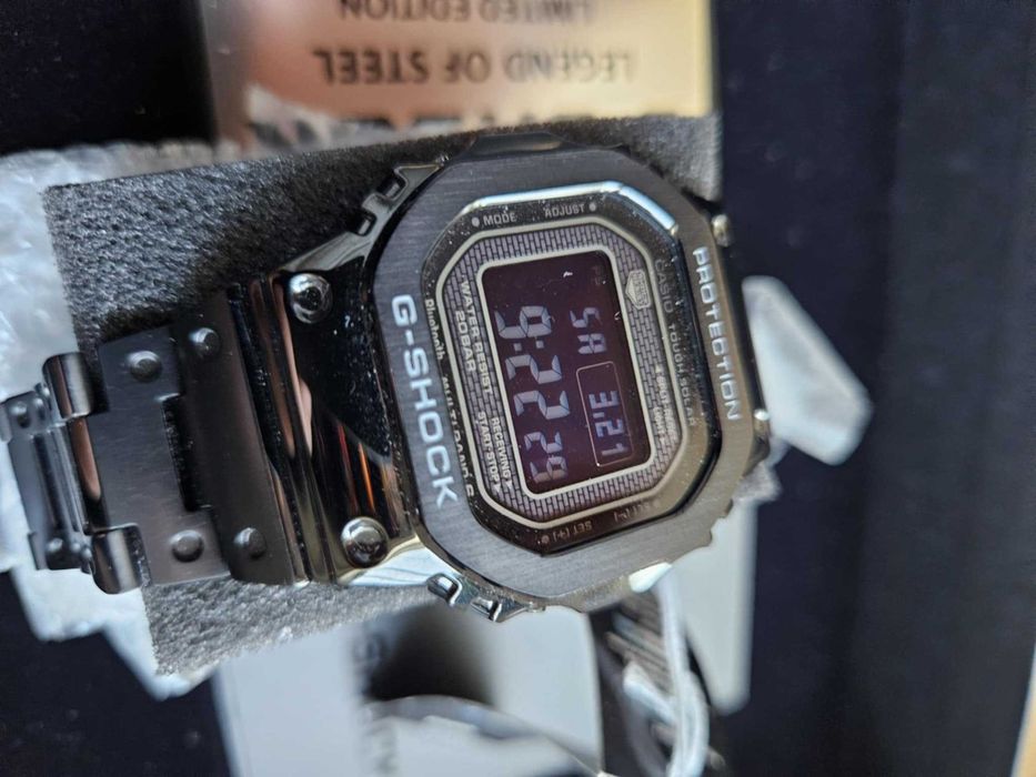 Casio G-Shock Limited Edition (500 szt na świecie) GMW-B5000GDLTD-1ER