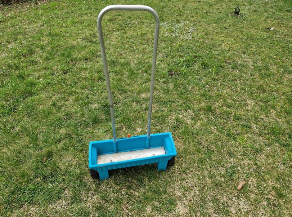 Siewnik Gardena siewnik do nawozu, trawy, nasion, piasku