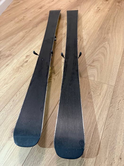 Гірські лижі білі