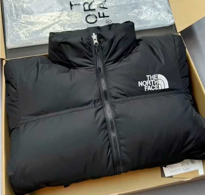 Czarna kurtka puchowa M