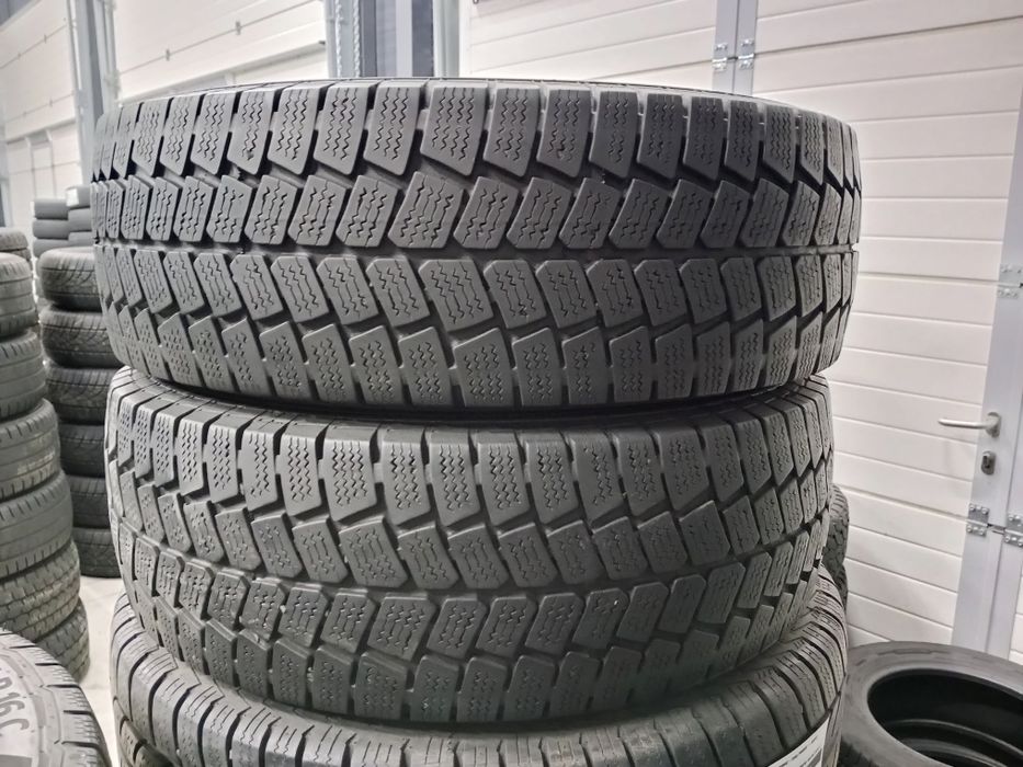 Зимові Шини БВ  205/65 R16C  POINT S  Winter Star Van  Склад