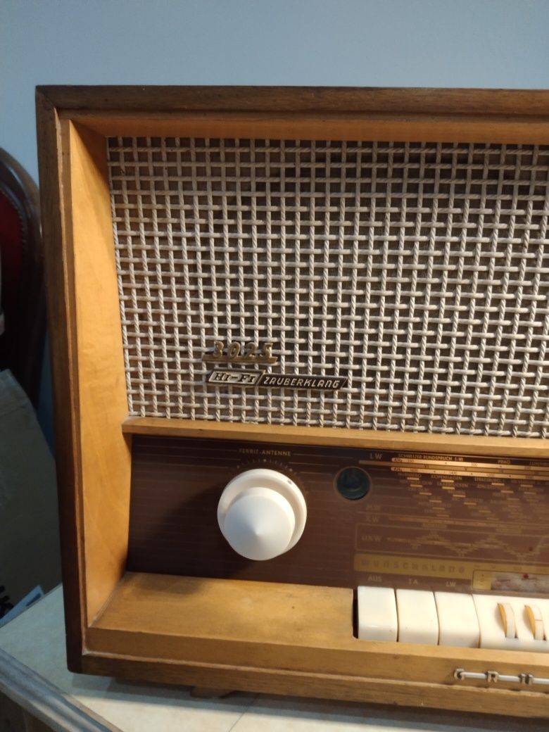 Stare radio lampowe