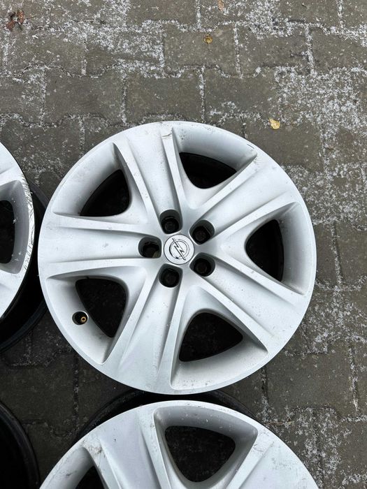 5x105 7j x 17" et42 OPEL OE felgi stalowe strukturalne