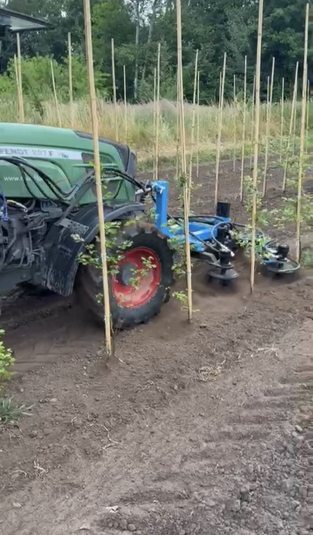 Pielnik automatyczny- aktywny - eko - do Sadów, Winnic  - Nowy