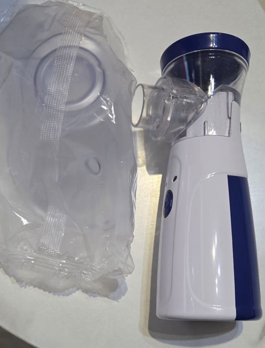 Inchalator nebulizator przenośny z 2 maseczkami