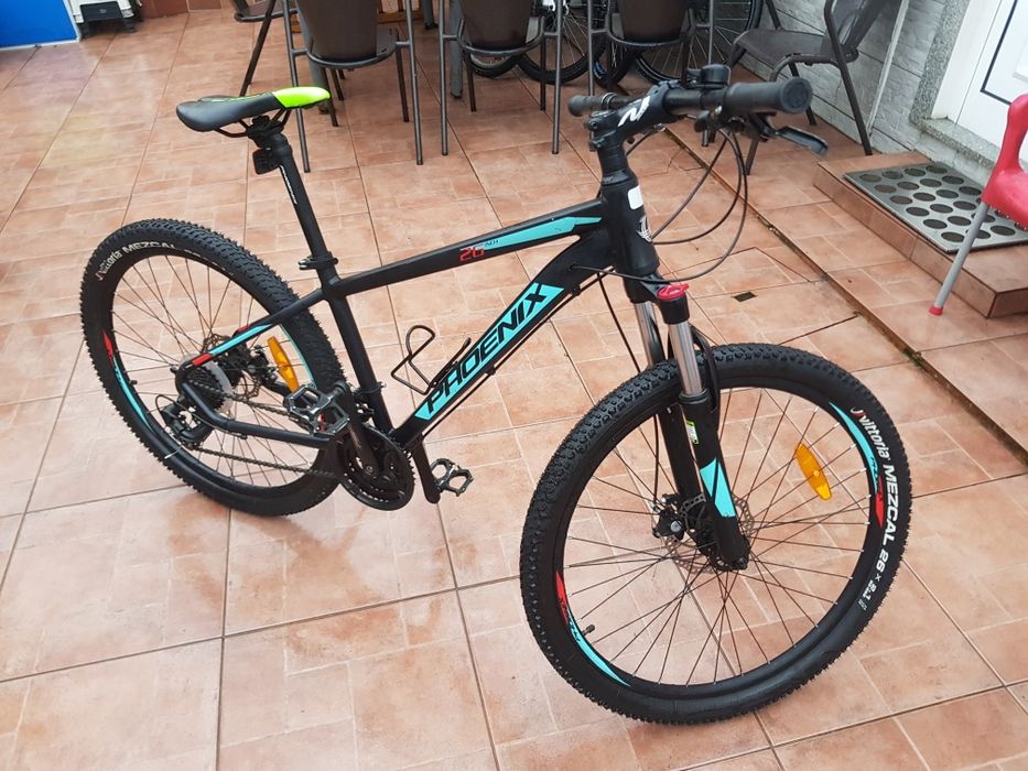 Bicicleta roda 26 travão de disco  suspensão regulável em  alumínio