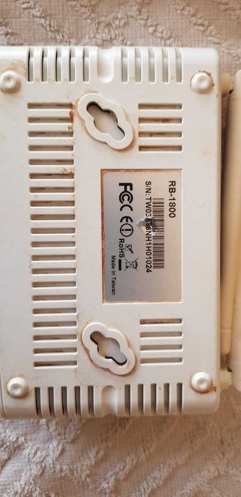 Routery, modemy, WiFi Internet: Sapido, TP-link.