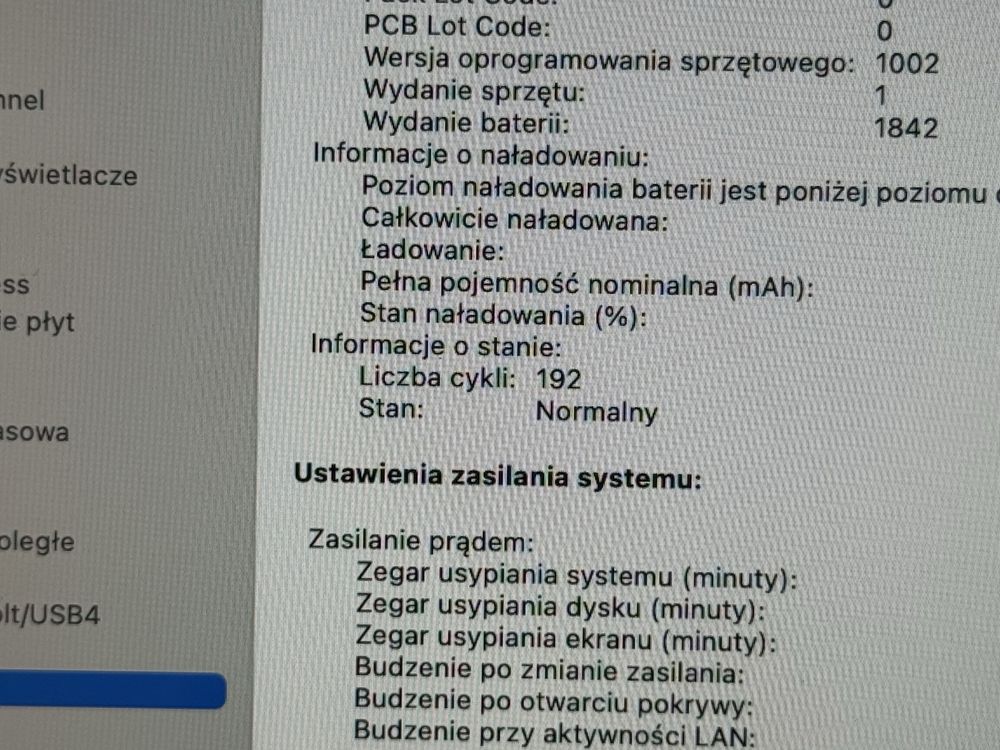 Macbook Air 2020r procesor i5,  8/512GB, bateria tylko 192 cykle