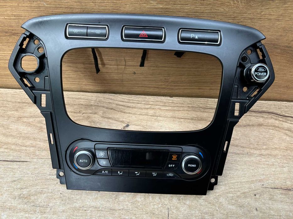 Panel klimatyzacji do Forda Mondeo Mk4 lift