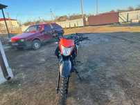 Spark-200D-5B moto