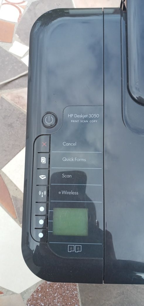 Продам принтер (сканер,ксерокс) HP Deskjet 3050

+ Ска