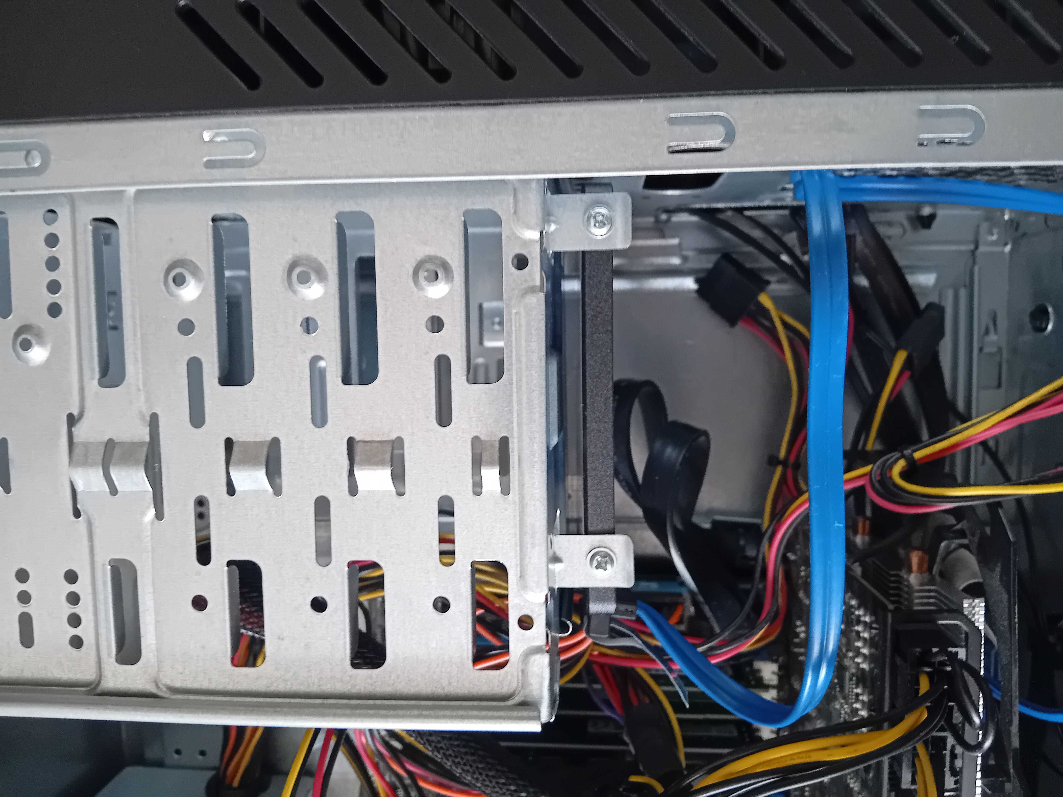 PC do GIER i5-3470 GTX760 SSD 256 GB