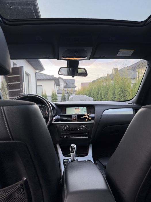 BMW X3 в оригінальному  m пакеті.
