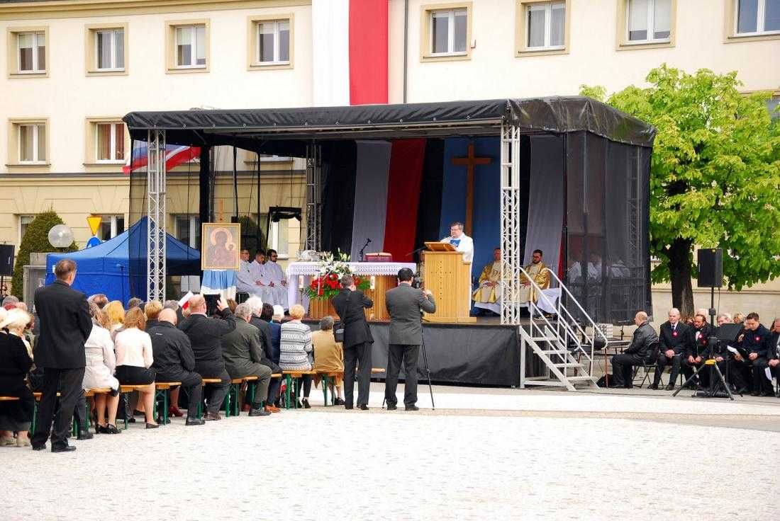 Scena mobilna Estrada Nagłośnienie Oświetlenie Barierki na twój Event