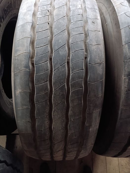 Пара шин Sava 385/65r22.5 85% залишку