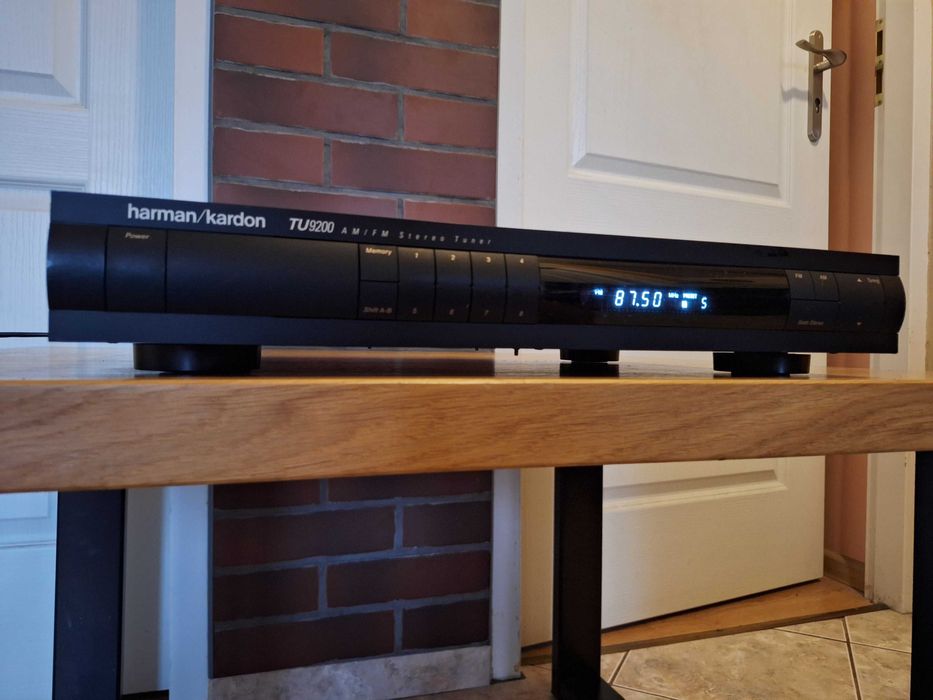 tuner harman kardon TU9200