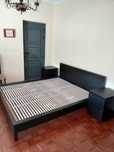 Cama de Casal com mesas de cabeceira