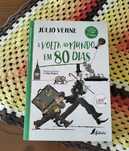 A Volta ao Mundo em 80 Dias
Romance por Júlio Verne