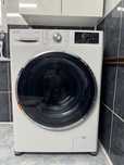 Pralka automatyczna LG wsad 7kg 4 LETNIA