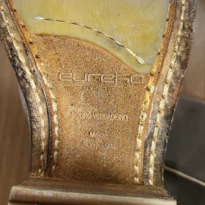 Botas cinza em pele genuina EUREKA n° 39