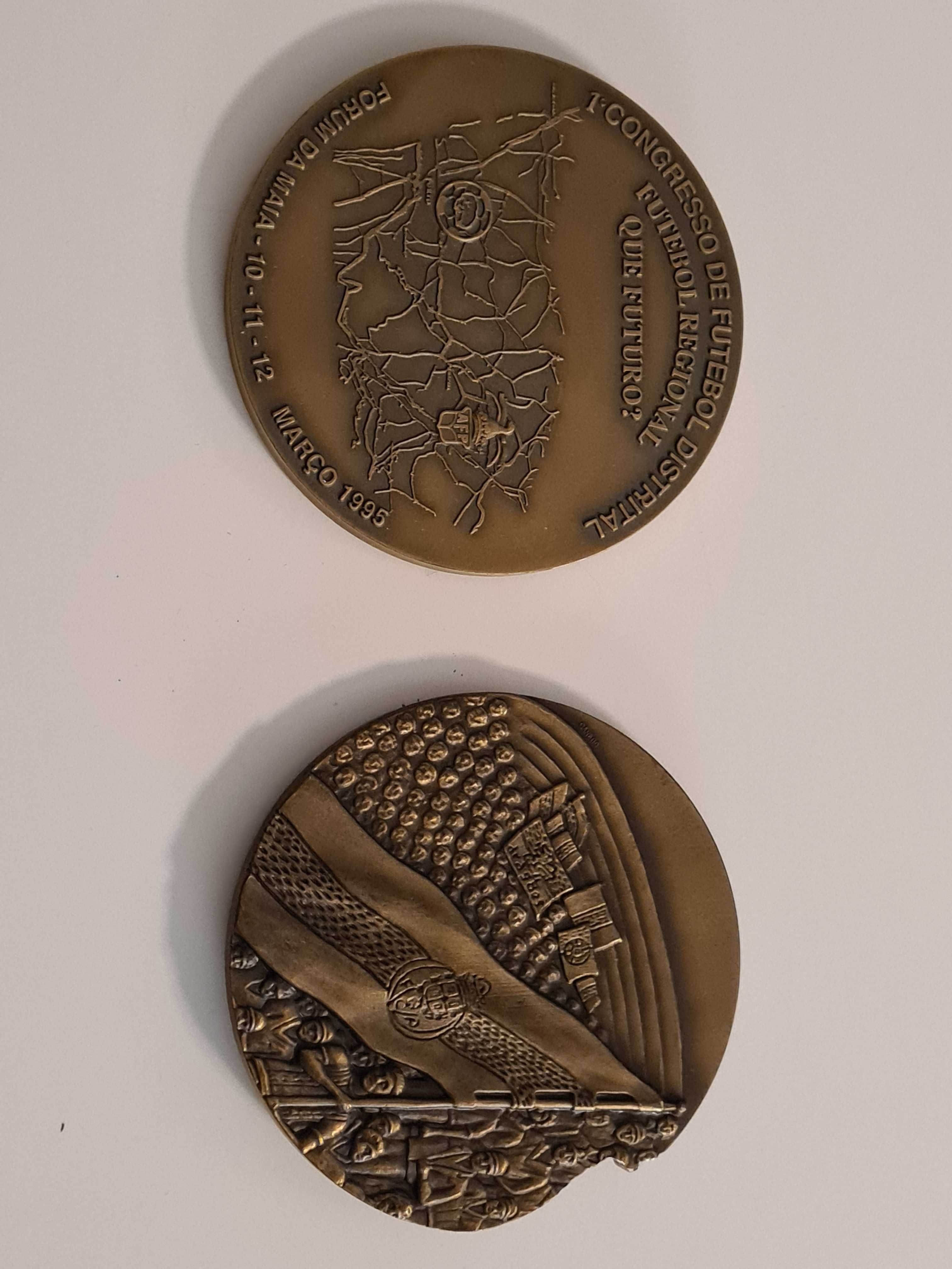 Duas medalhas comemorativas - Futebol Clube do Porto e AFP