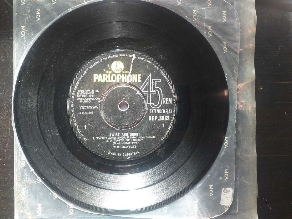 Singles Beatles originais UK