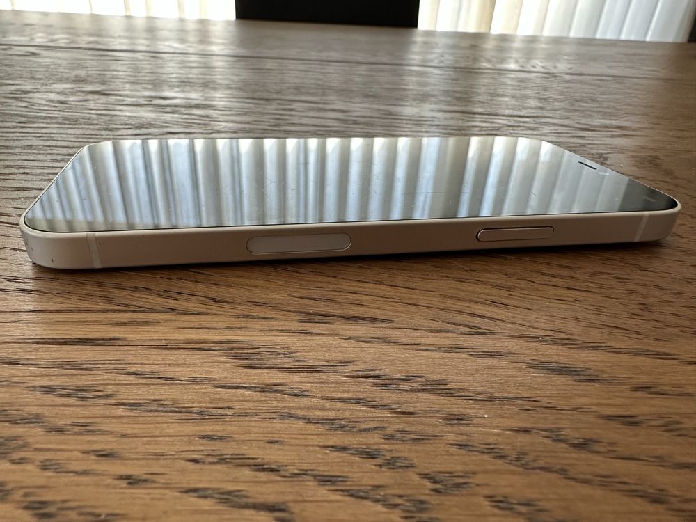 Iphone 12 branco - 64GB