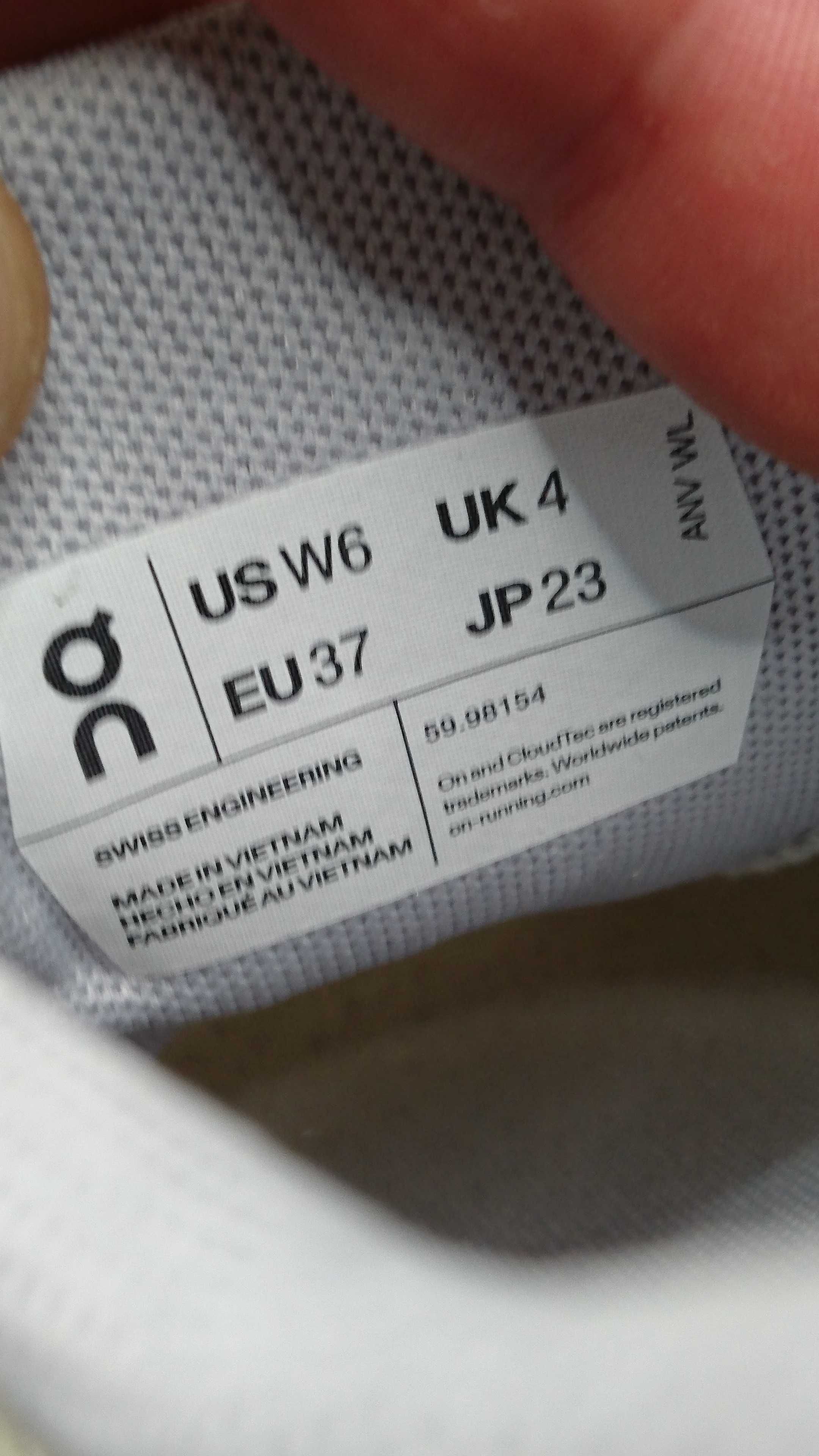 Buty On Running Cluod 5 Chambray Beige White R.37