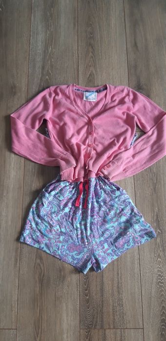 Krótki kombinezon i sweterek 146