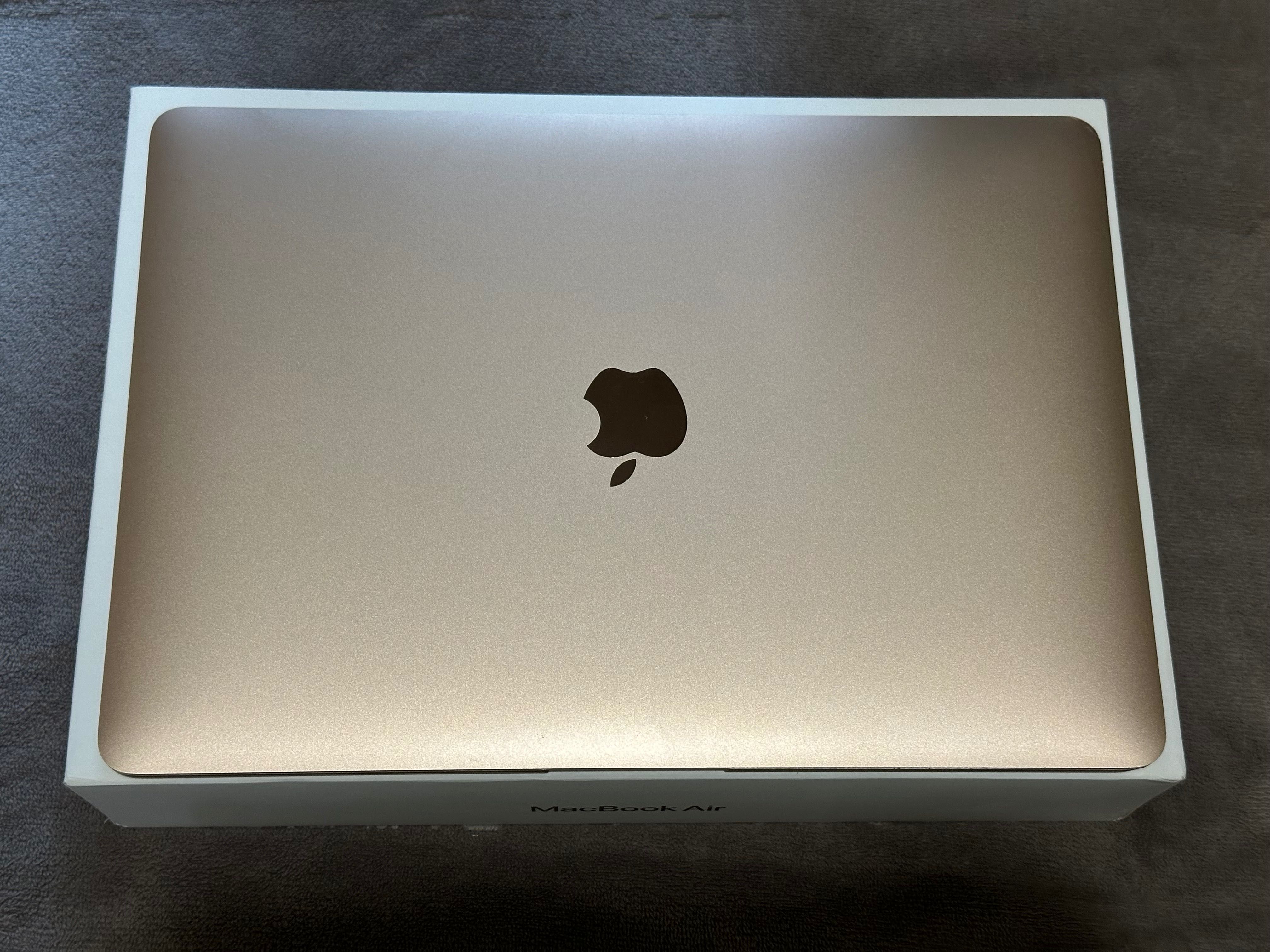 Macbook Air M1 8/256 A2337