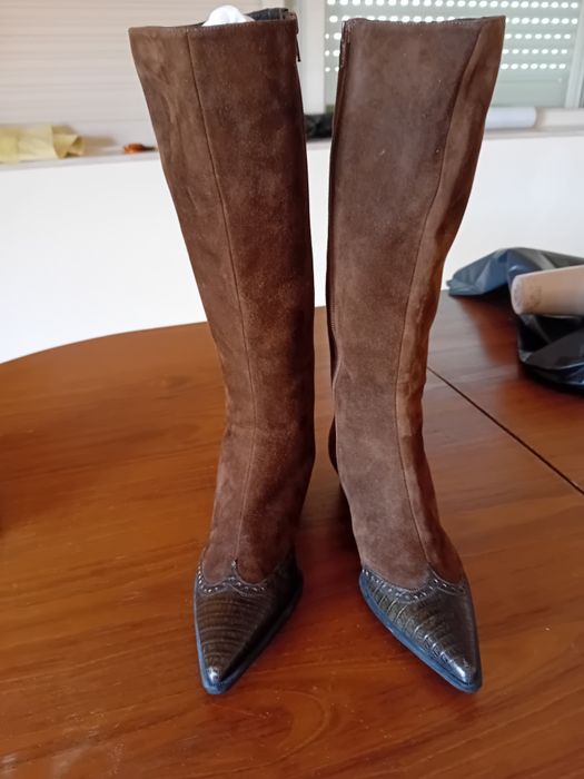 Botas senhora 35 , pele camurça, como novas