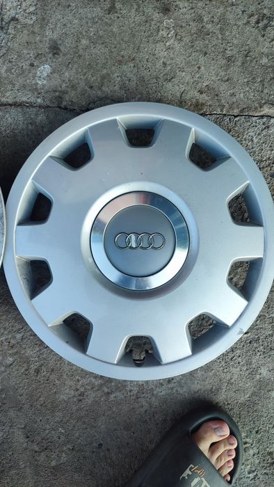 Продам ковпаки на диски Ауді