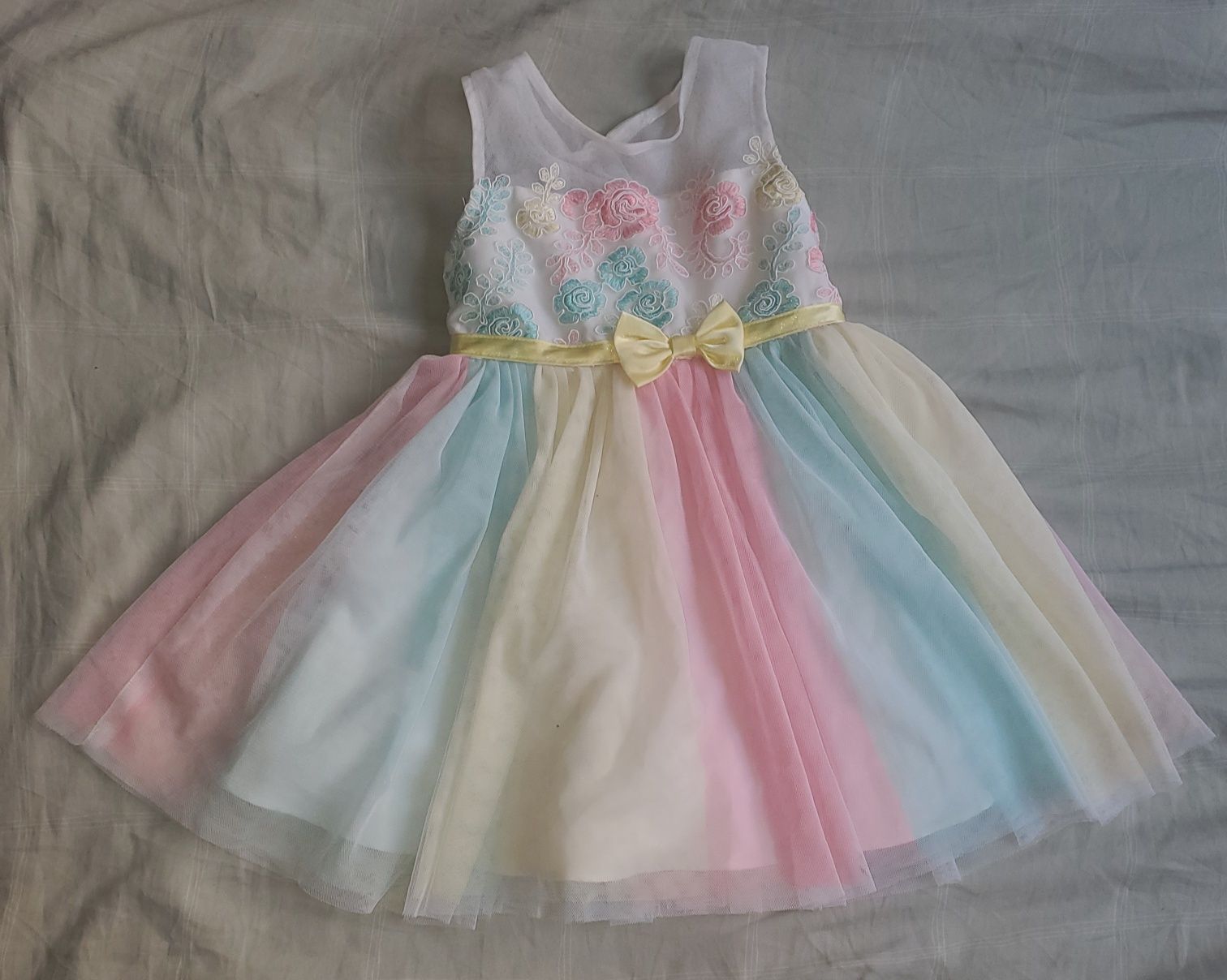 Sukienka dla dziewczynki